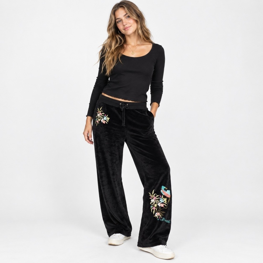 Vintage Y2K BCBG Embroidered Sweatpants Womens PL Black 90s McBling Baddie Asian